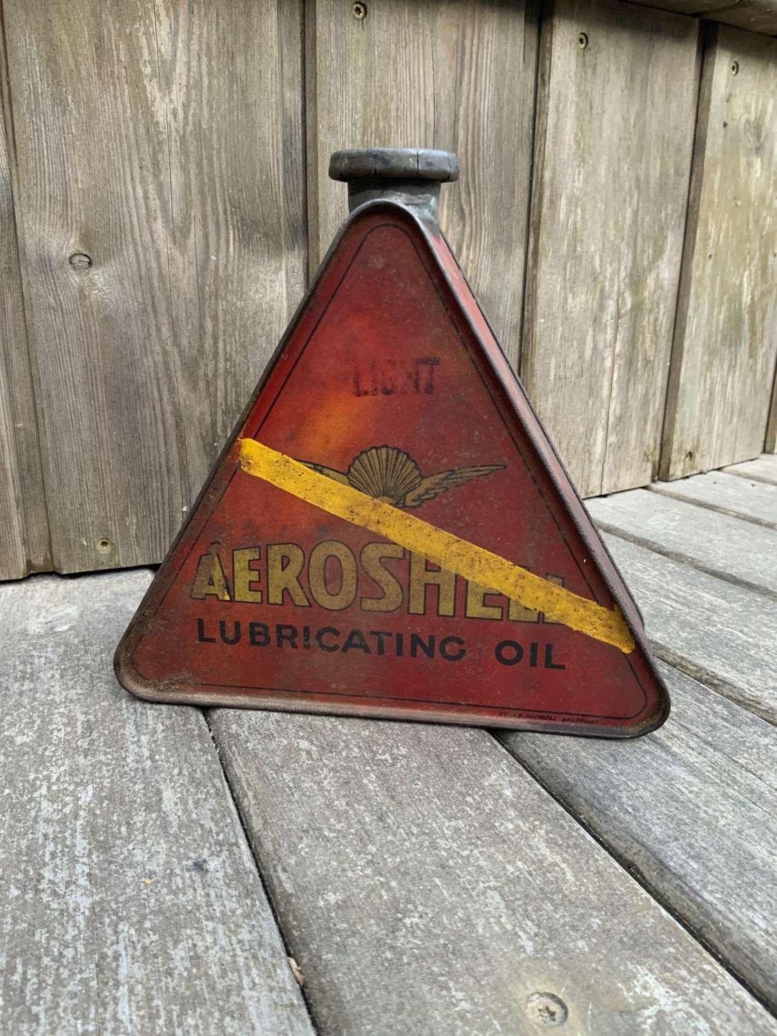 Areoshell oil tin