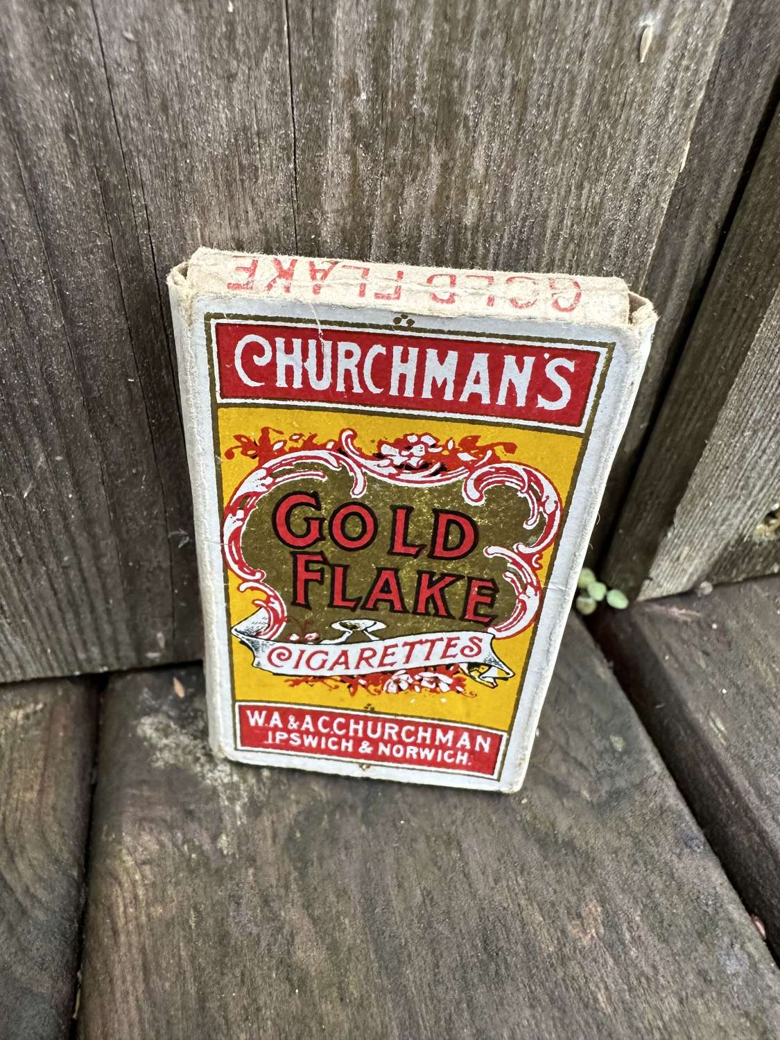 Very scarce example of an early churchman's gold flake packet