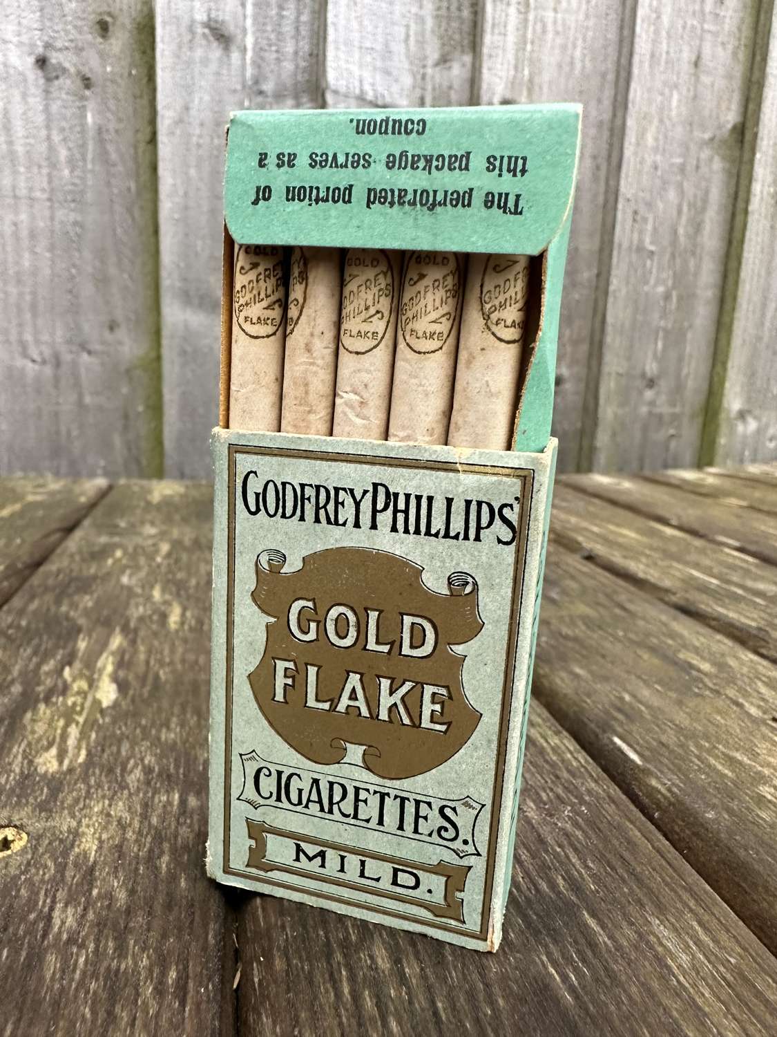 Rare gold flake LIVE cigarette pack