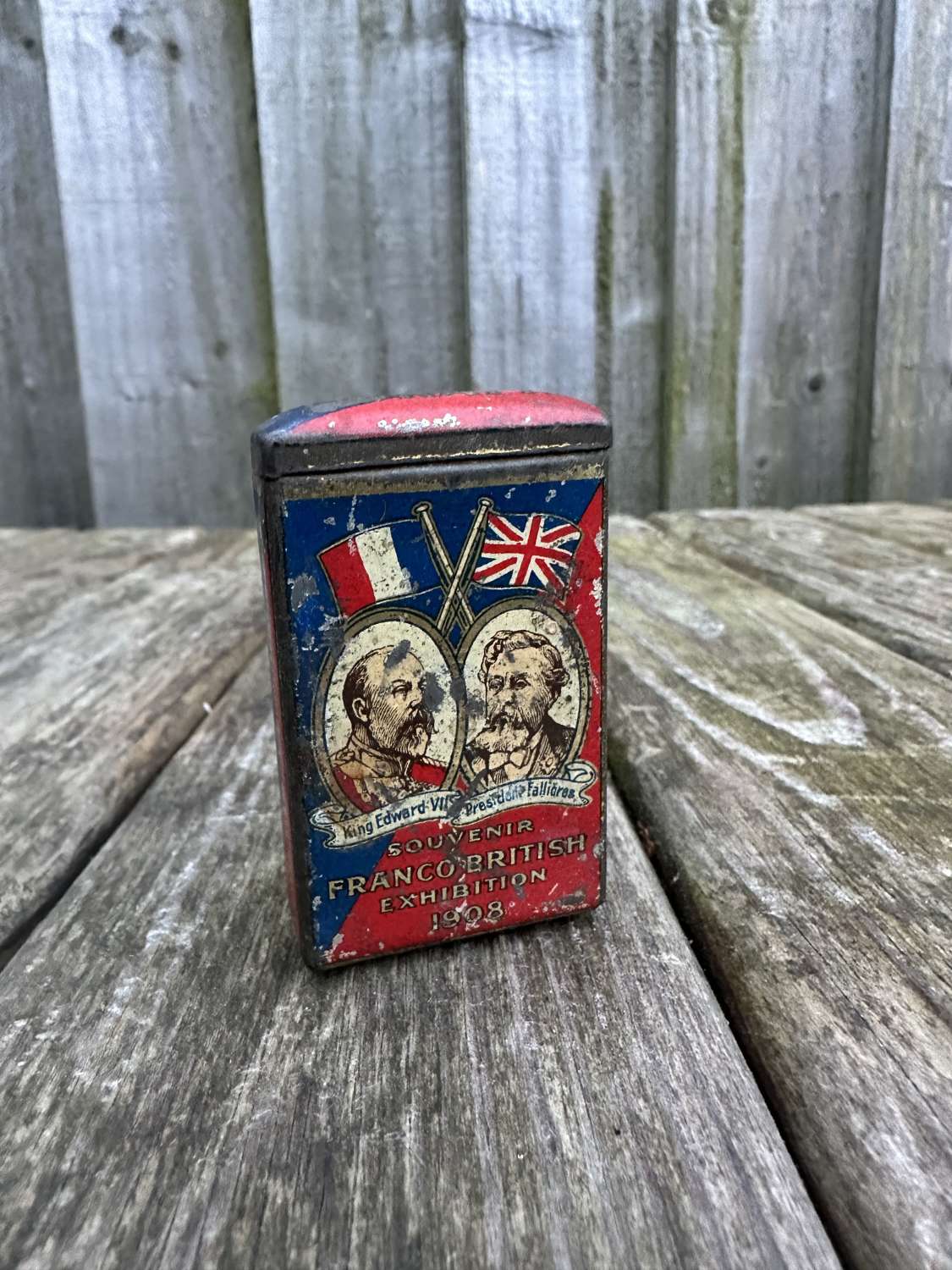 Rare murattis cigarette vesta case tin