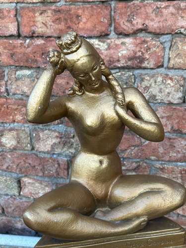 Unusual eugene waver crowning glory advertising figure