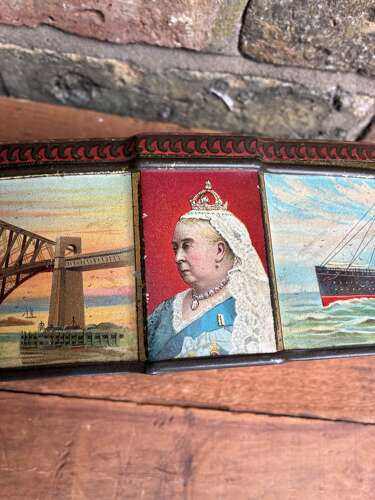 Stunning Victorian carrs biscuits tin