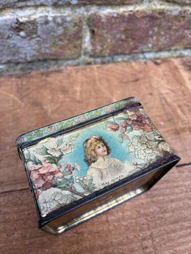 Moss rimmington mustard maypole tin