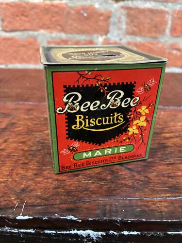 Bee bee biscuit tin money box
