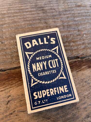 G.T.Ltd dalls superfine navy cut cigarette packet