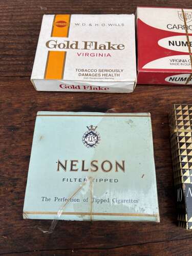 6 live with contents cigarette packets