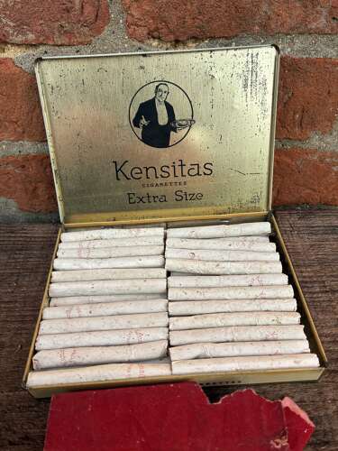 Kensitas cigarettes christmas greetings tin with contents
