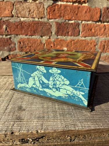 Early carrs biscuits boy scout tin