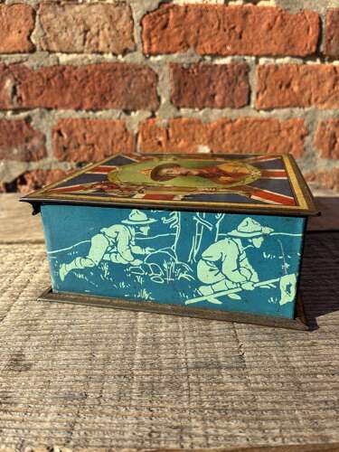 Early carrs biscuits boy scout tin