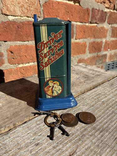 Scarce drivers chocolate club chocolate vending machine tin money bank