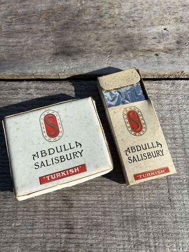 Pair of abdulla Turkish cigarette packets live