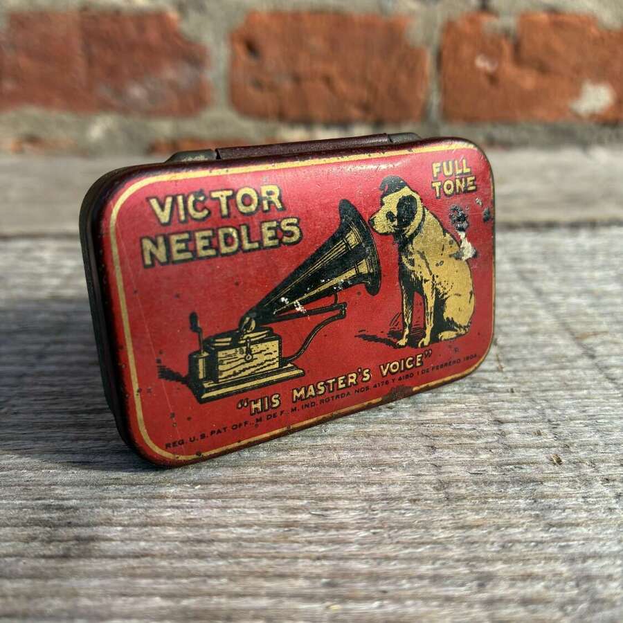 His masters voice, victor tlaking machine needles tin